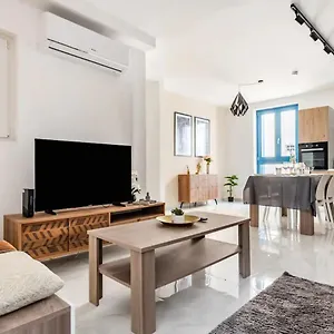 Sea View Luxury Brand New In Apartment Valletta