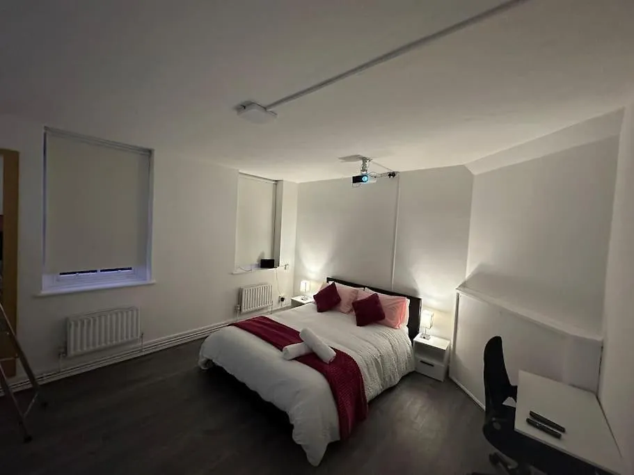 Apartment Super Double Bedroom Zone 1 London United Kingdom